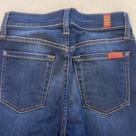 Skinny Ankle Jeans. - Picture 3 of 7